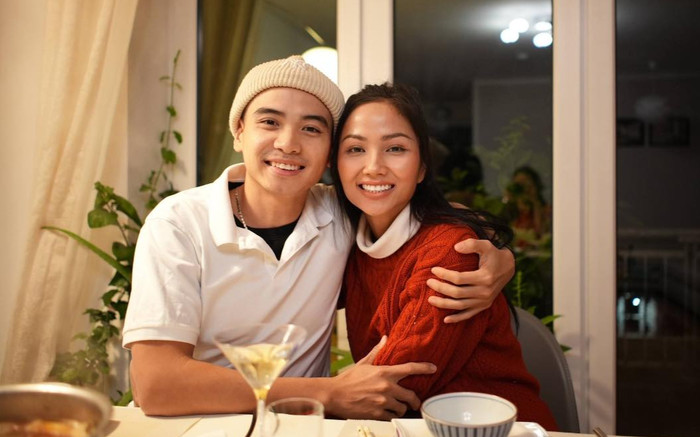 Loạt ảnh thân mật của H'Hen Niê và bạn trai được 'chính chủ' công bố Ảnh 2