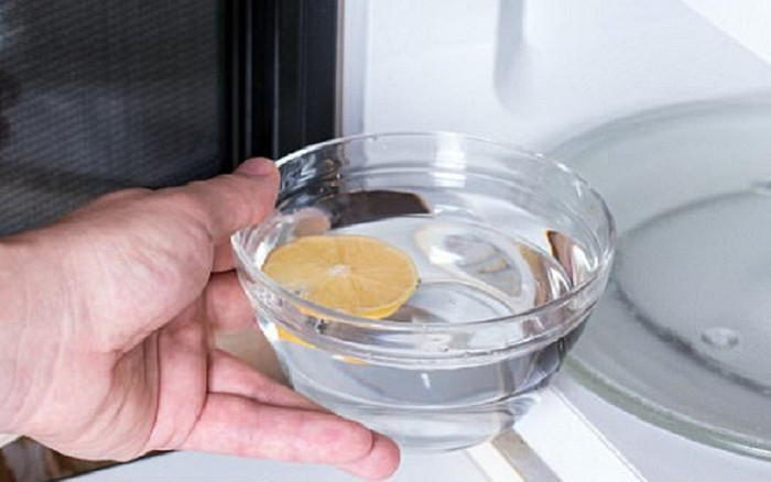 Bí quyết khử mùi quần áo hiệu quả: Không giặt, không phiền toái! Ảnh 2