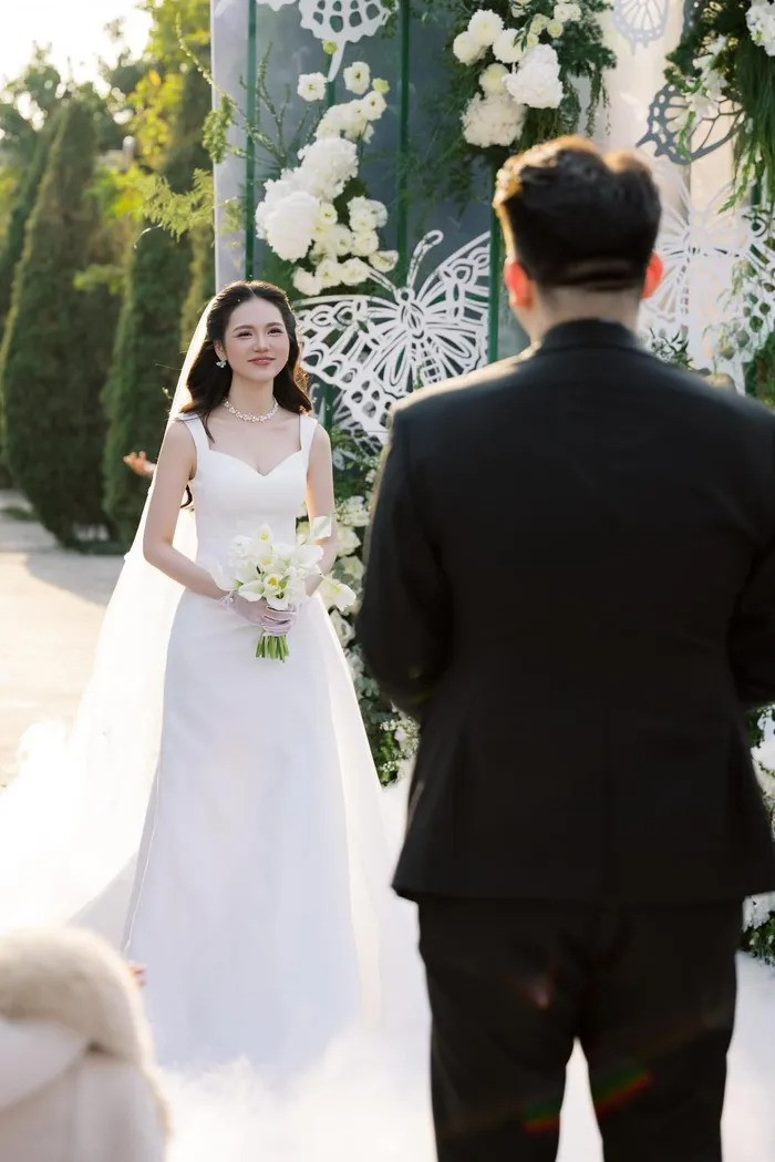 Bất ngờ cuộc sống Hoa hậu Kỳ Duyên sau đám cưới riêng tư Ảnh 3