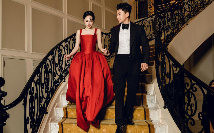 Hoa hậu Hương Giang được cầu hôn bằng nhẫn kim cương bạc tỷ? Ảnh 2