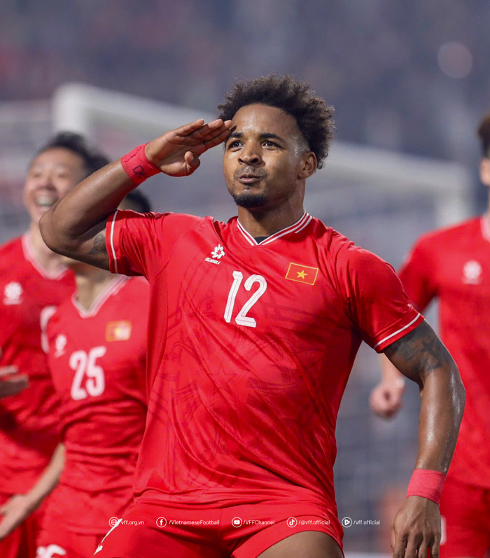 Nguyễn Xuân Son đã gieo sầu cho Thái Lan ở AFF Cup 2024. Ảnh: VFF