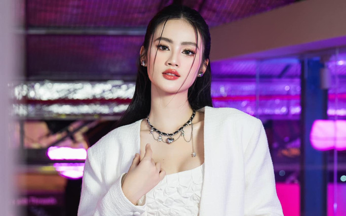 Hoa hậu Ý Nhi lộ bất lợi trước thềm thi quốc tế Ảnh 2