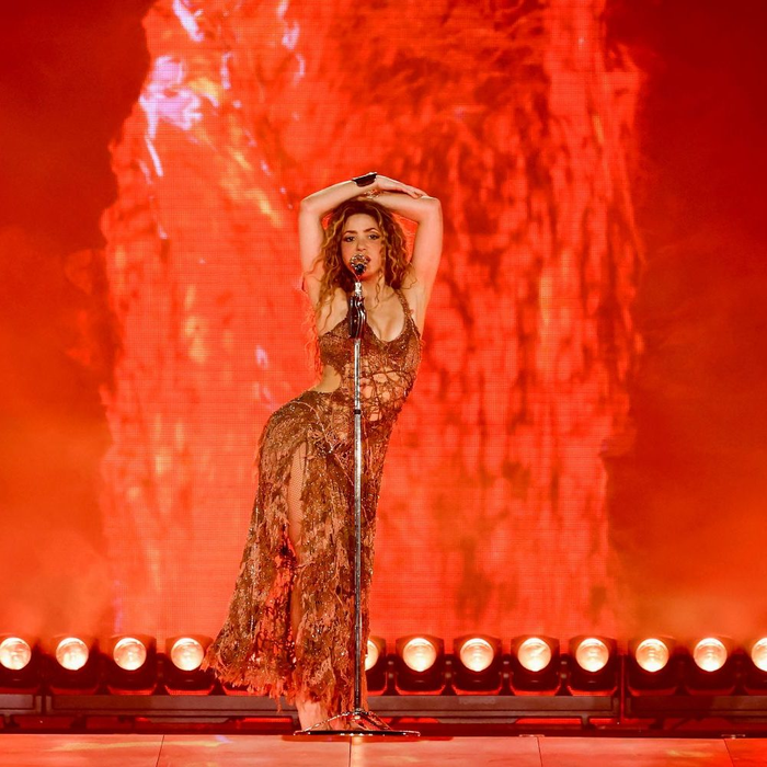 Shakira bị tố 'đạo nhái' Beyoncé Ảnh 1