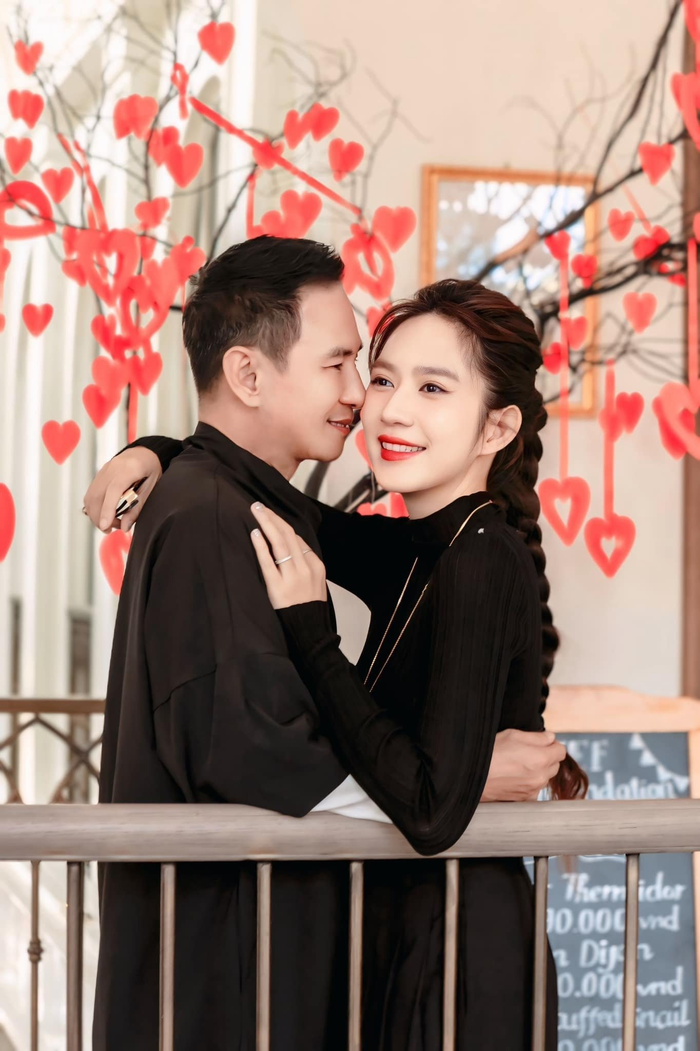 Chuyện tình yêu của Lý Hải - Minh Hà được đông đảo khán giả ngưỡng mộ nhiều năm qua. (Ảnh: FBNV)