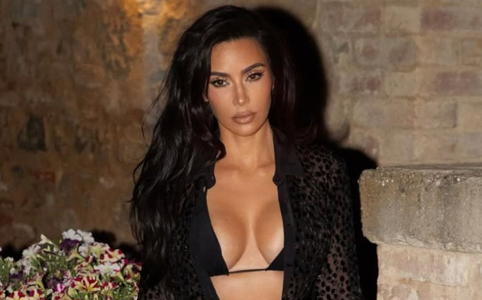 Kim Kardashian bất chấp! Ảnh 2