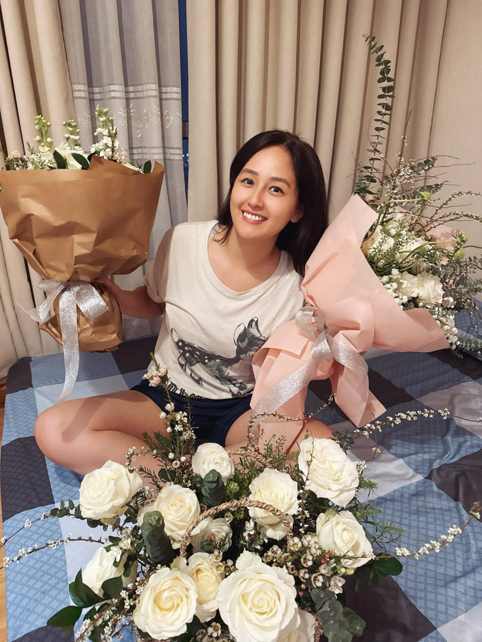 Mai Phương Thúy khoe nhan sắc tươi tắn cùng nụ cười rạng rỡ sau chuỗi ngày đáng lo. (Ảnh: FBNV)