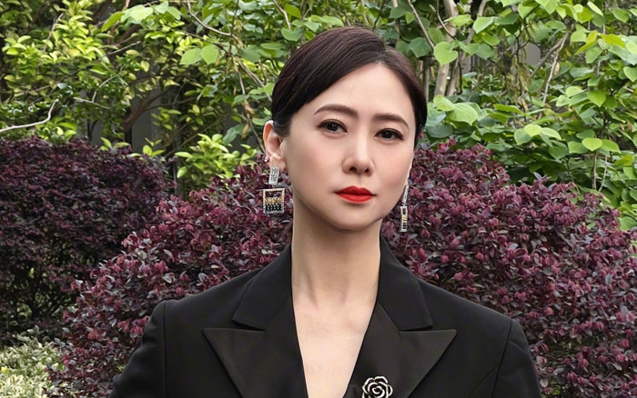 Nữ diễn viên phim nóng bị gia đình từ mặt, chồng bạo hành Ảnh 2