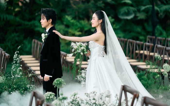 Vũ Cát Tường lần đầu tiết lộ ý nghĩa thực sự phía sau 1 chi tiết độc lạ trong lễ thành đôi Ảnh 2