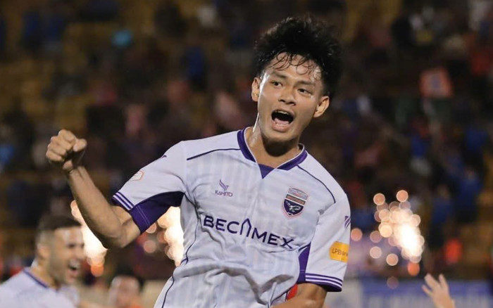 Bùi Vĩ Hào sắm vai chính trong trận đấu gây tranh cãi Ảnh 2