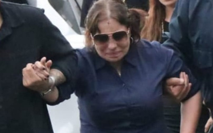 Nữ ca sĩ gạo cội qua đời sau khi đi ngủ, gia đình khóc nghẹn tiễn đưa Ảnh 2