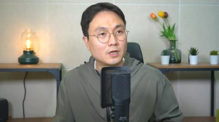 YouTuber A mà bố của Kim Sae Ron chỉ đích danh là Lee Jin Ho. (Ảnh Youtube nhân vật)