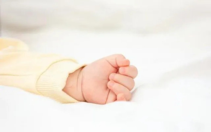 Diễn biến mới vụ bé gái 5 tháng tuổi tử vong sau khi gửi qua đêm ở Hà Nội Ảnh 2