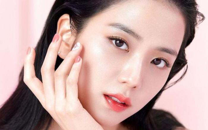 Lớp son hoàn hảo: Nên hay không nên kết hợp son lì và son bóng? Ảnh 2