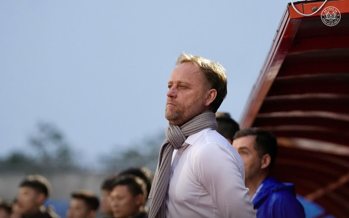 Nếu CLB CAHN thua Viettel thì HLV Polking đối diện với áp lực rất lớn cho mục tiêu vô địch V.League. Ảnh: CLB CAHN