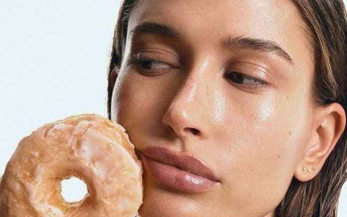 Má hồng màu beige: 'Chìa khóa vàng' cho lối trang điểm tối giản Ảnh 2