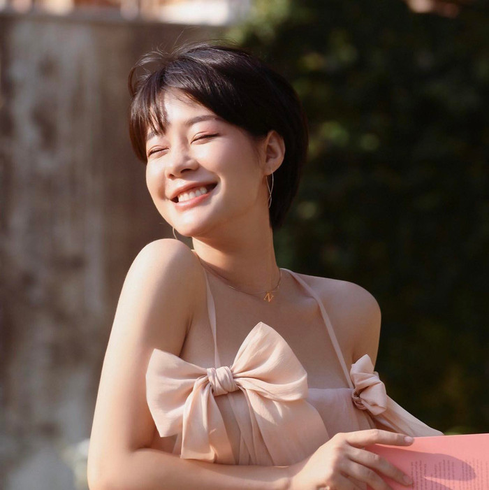 Hoàng Kim Ngọc sinh năm 1990, tốt nghiệp chuyên ngành diễn xuất của Trường Đại học Sân khấu - Điện ảnh Hà Nội. (Ảnh FBNV)