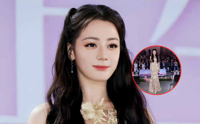 Nhan sắc gây choáng của Địch Lệ Nhiệt Ba khi thiếu photoshop Ảnh 2