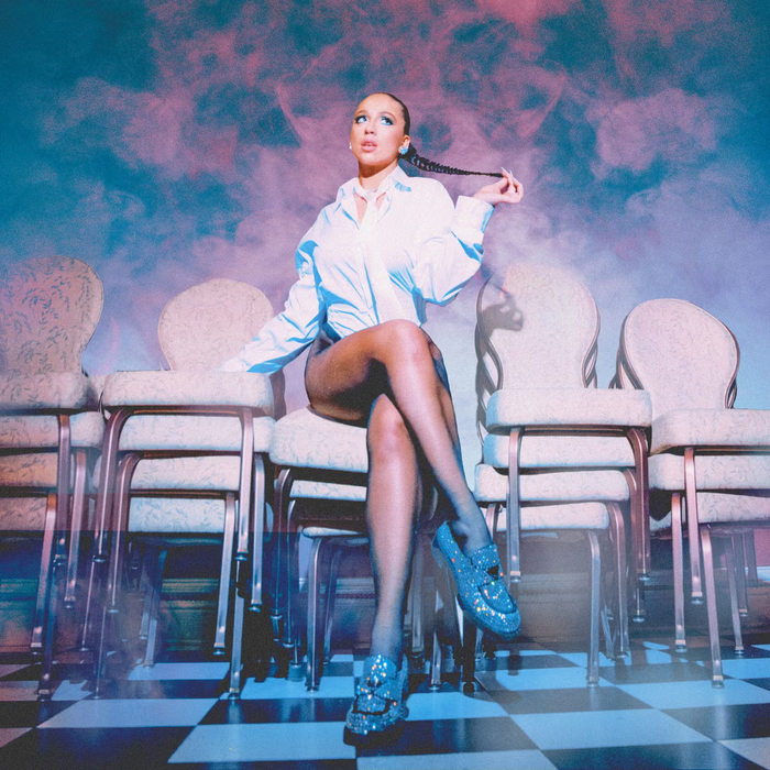 Album mới bị rò rỉ trước thềm ra mắt, nữ ca sĩ: 'Tôi thực sự rất đau khổ' Ảnh 5