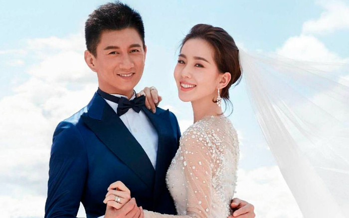 Cặp đôi nổi tiếng lộ dấu hiệu đã ly hôn sau 10 năm chung sống? Ảnh 2