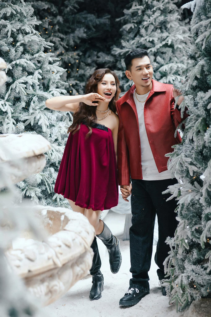 Sau khi đón nhóc tỳ thứ 3 hồi đầu năm 2025, Phương Trinh Jolie mới đây đã tuyên bố triệt sản. (Ảnh: FBNV)