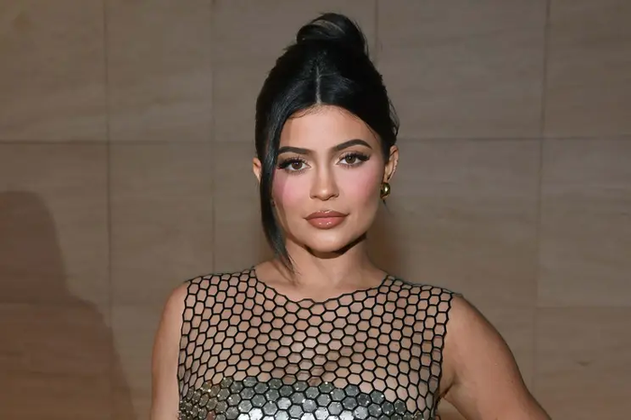 Kylie Jenner và những cột mốc định hình xu hướng trang điểm toàn cầu Ảnh 8