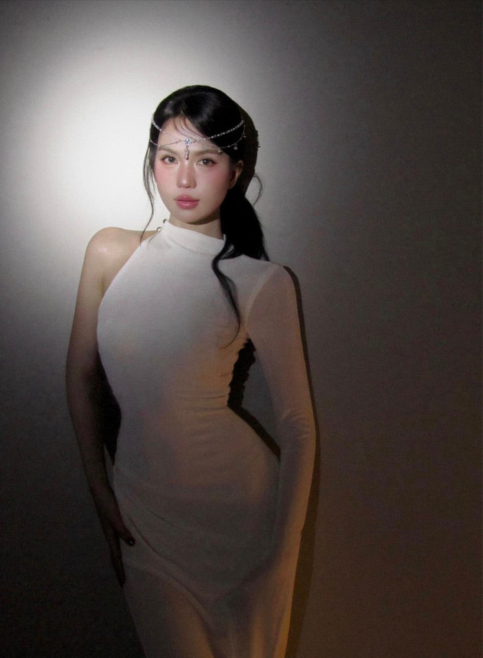 Nhan sắc của Ngọc Trinh giữ vững phong độ theo thời gian. Ảnh: FBNV