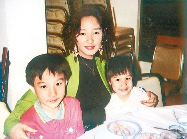 Tuyết Lê bị lừa làm kẻ thứ 3 và sinh con cho Từ Thiếu Cường. Ảnh: Weibo