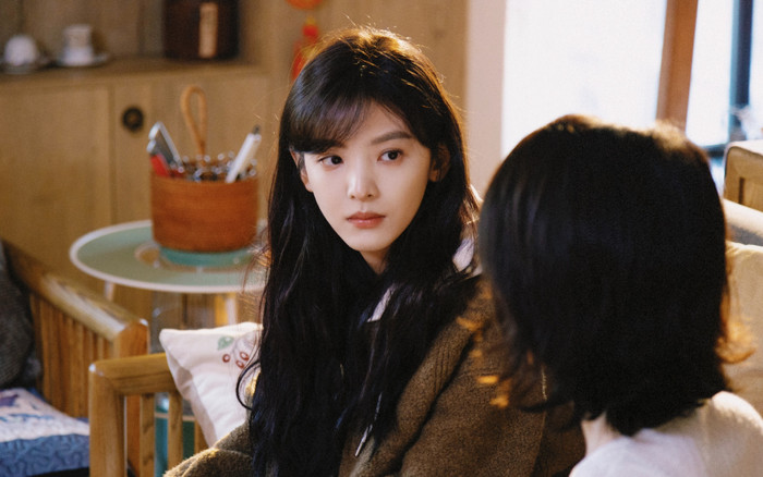 Danh tiếng Khó Dỗ Dành sụp đổ vì nữ chính yếu đuối, kịch bản thiếu logic Ảnh 2