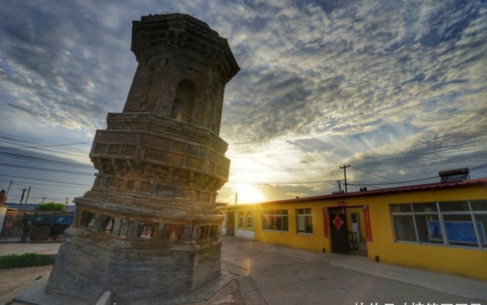 Bí ẩn tháp cổ nghiêng 12 độ: Vì sao vẫn đứng vững suốt hàng thế kỷ? Ảnh 2