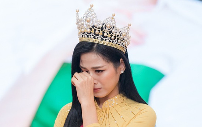 Hoa hậu Đỗ Thị Hà nói lời chia tay Ảnh 2