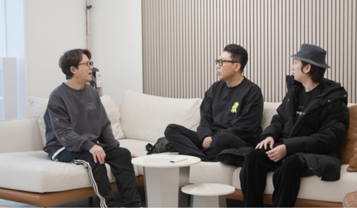 Nam ca sĩ kỳ cựu gây sốc khi tiết lộ mắc trầm cảm nặng, cạo trọc đầu Ảnh 3