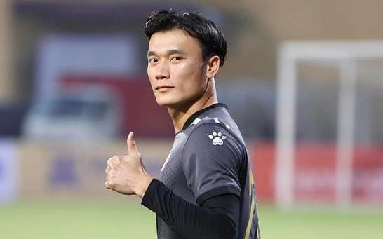 Ấn tượng với thủ môn Bùi Tiến Dũng Ảnh 2