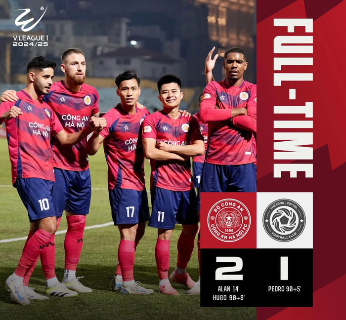 HLV Polking đã lần đầu tận hưởng chiến thắng trước Viettel theo cách khó tin nhất. Ảnh: CLB CAHN