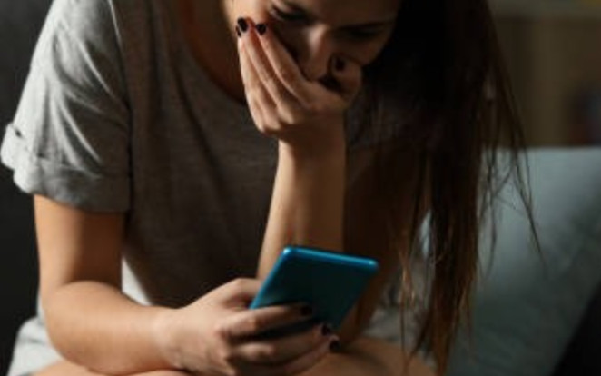 Nữ sinh viên 'sốc ngang' khi nhận được 19 tỷ tiền trợ cấp vào tài khoản Ảnh 2