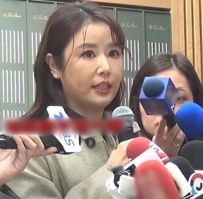 Nhiều ý kiến cho rằng Lâm Tâm Như đang chịu biến chứng của phẫu thuật thẩm mỹ. Ảnh: Weibo