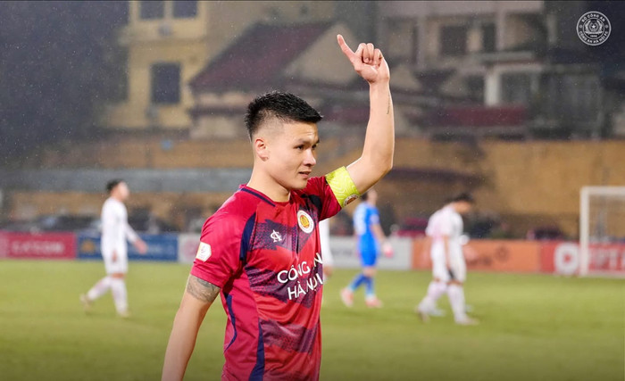 Theo thông tin từ Saostar, Quang Hải không có mặt trong top 3 QBV Việt Nam năm 2024. Ảnh: CLB CAHN