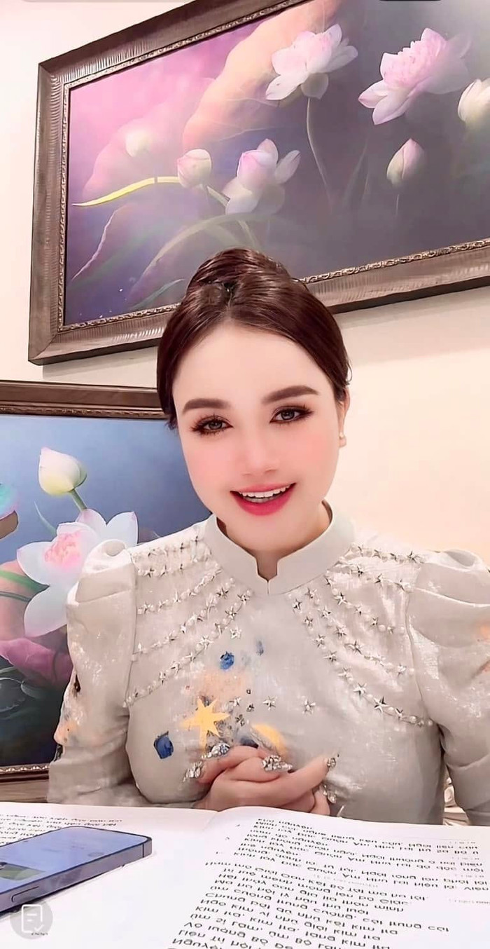 Hoàng Yến đang hạnh phúc bên tình yêu mới. Ảnh: FBNV