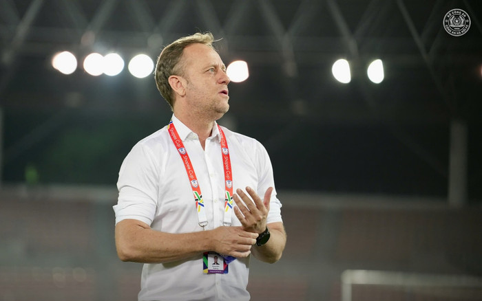 Cuối cùng, sự góp ý của HLV Polking cho bóng đá Việt Nam đã được ghi nhận. Ảnh: CLB CAHN