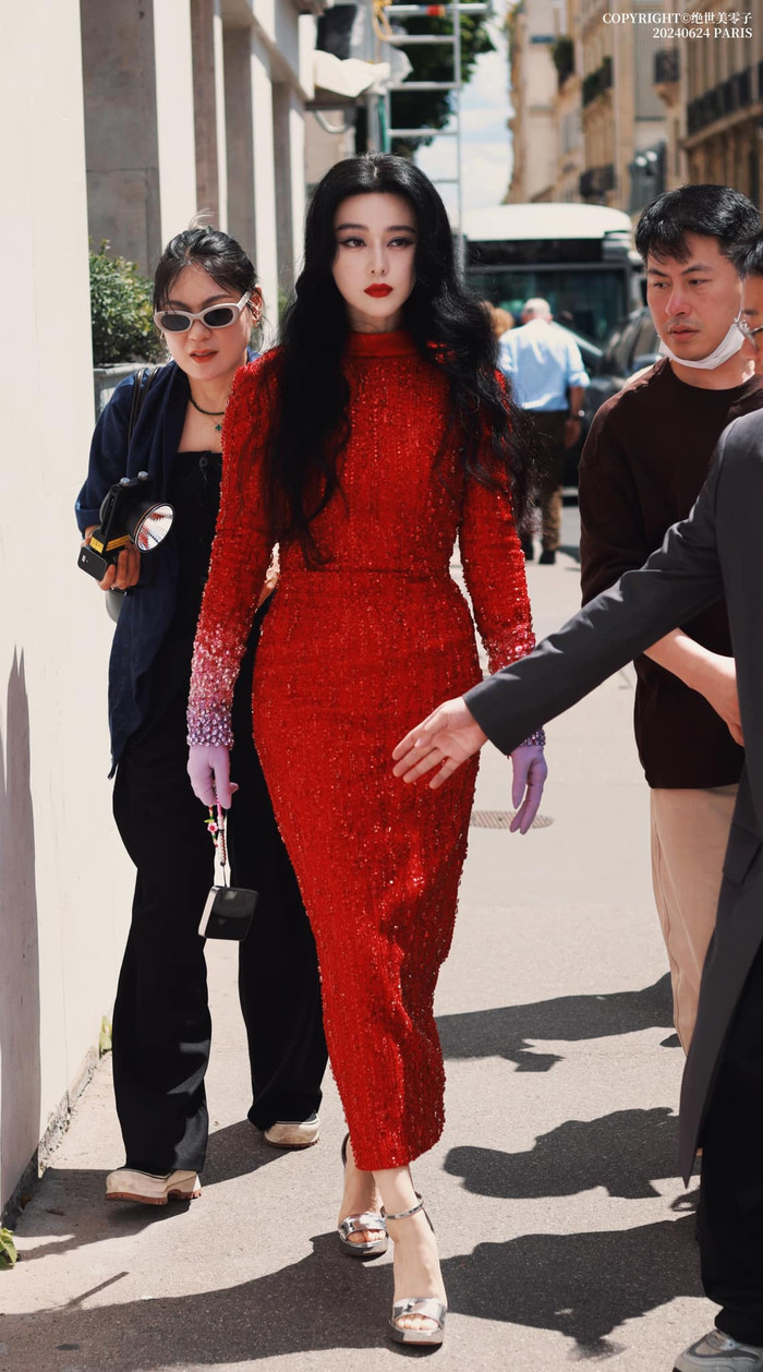 Blogger Vương Đại Phát tiết lộ chuyện Phạm Băng Băng đã bí mật kết hôn. Ảnh: Weibo