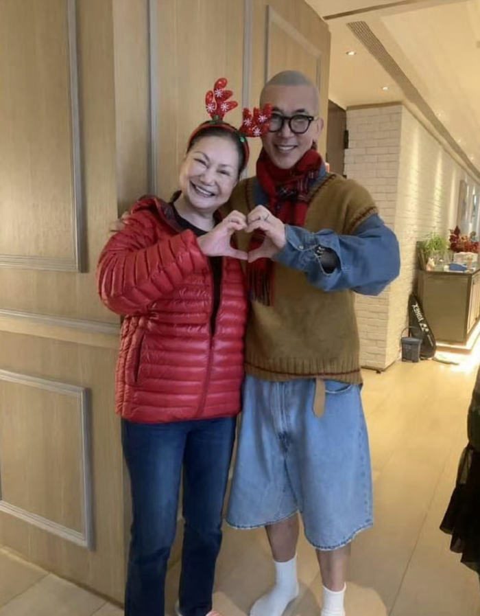 Trước đó, vào ngày 6/2 tờ China Times đưa tin, DJ Koo tuyên bố từ chối thừa kế tài sản của vợ quá cố và giao toàn bộ số tài sản này cho mẹ vợ, bà Hoàng Xuân Mai, xử lý. (Ảnh: Sưu tầm)