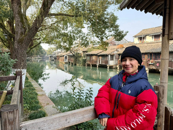 Cát Tường diện áo tắm khoe vóc dáng đẫy đà ở tuổi U50 Ảnh 4