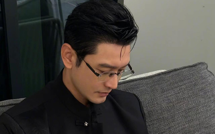 Huỳnh Hiểu Minh có con thứ 2 với tình trẻ, con trai đầu mất quyền thừa kế 35.000 tỷ đồng? Ảnh 2