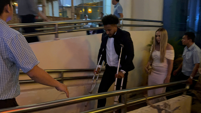 Trực tiếp Gala Quả bóng Vàng Việt Nam 2024: Nguyễn Xuân Son không có đối thủ Ảnh 7