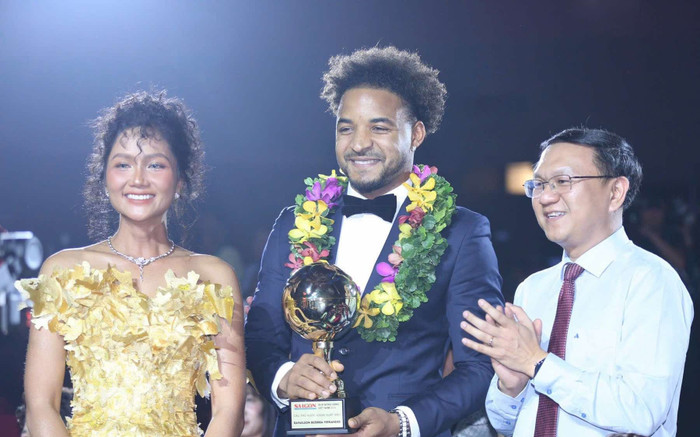 Tiến Linh giành QBV 2024, Nguyễn Xuân Son được vinh danh Ảnh 2