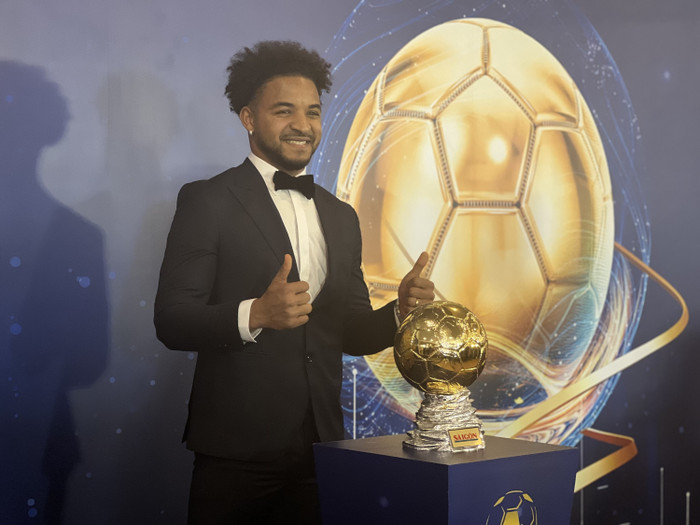 Đúng với dự đoán của Saostar, tiền đạo Nguyễn Xuân Son đã dễ dàng thắng giải thưởng Cầu thủ nước ngoài xuất sắc. 