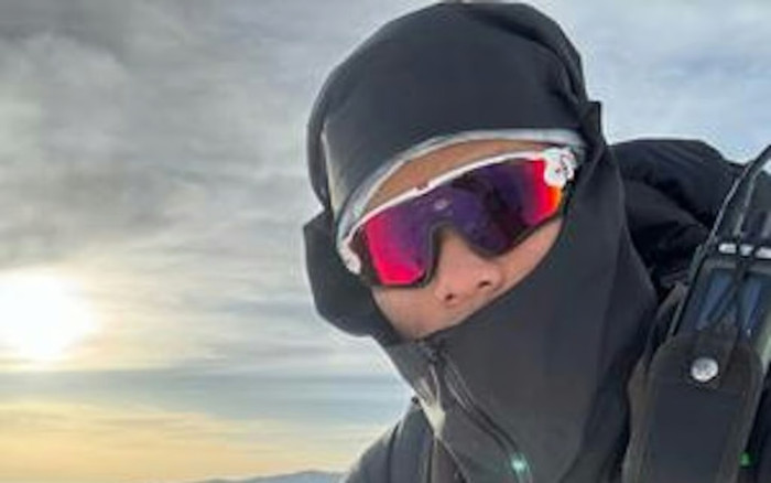 Bị mắc kẹt giữa núi cao 2.500m suốt 10 ngày, chàng trai sống sót nhờ ăn thứ khó tin Ảnh 2