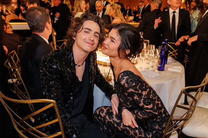  Timothée Chalamet và Kylie Jenner là một trong những cặp đôi được khen ngợi 'trai tài, gái sắc' đẳng cấp của làng giải trí. 