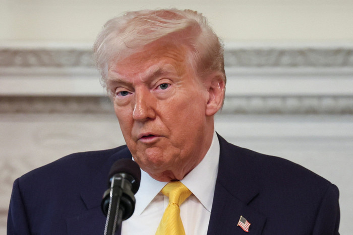 Tổng thống Donald Trump phát biểu tại cuộc họp của Hiệp hội Thống đốc Quốc gia, Nhà Trắng ngày 21/2 - (Ảnh: Reuters).