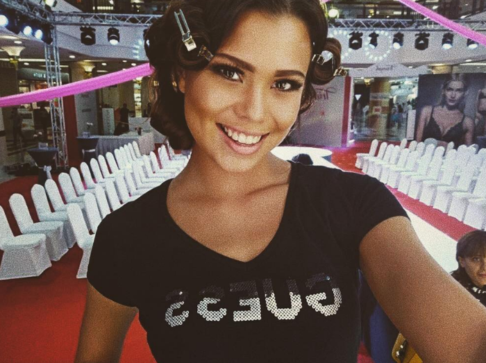 Ivana Smit qua đời khi mới 18 tuổi. Cô đã tham dự một bữa tiệc xa hoa với những nhân vật tầm cỡ và có một kết cục đau lòng. 