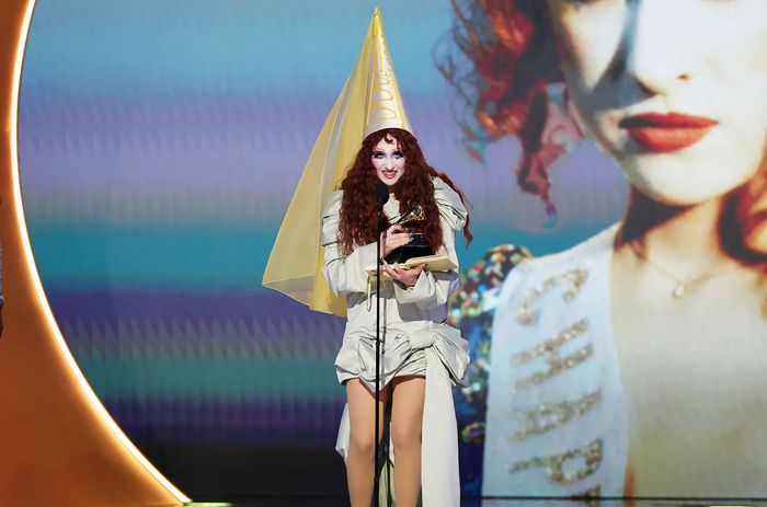 Nữ ca sĩ có bài phát biểu gây sốc khi lần đầu chiến thắng tại GRAMMY 2025 Ảnh 3